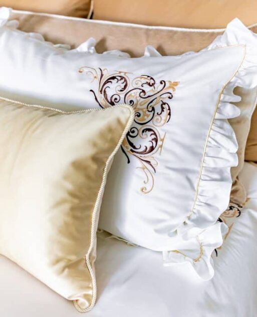 Luxury Bed Linen Set "Mustard and Brown"