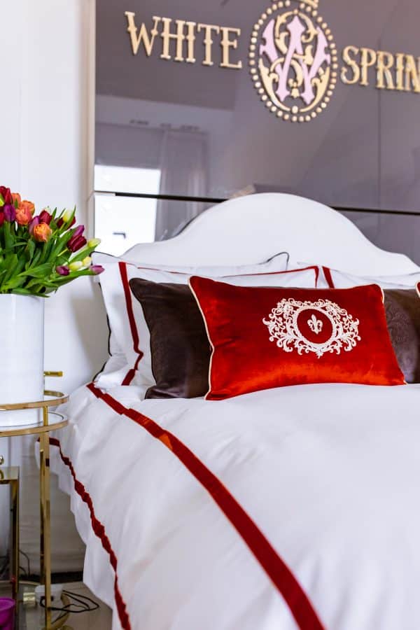 Luxury Bed Linens "Velvet Strip" - Image 2