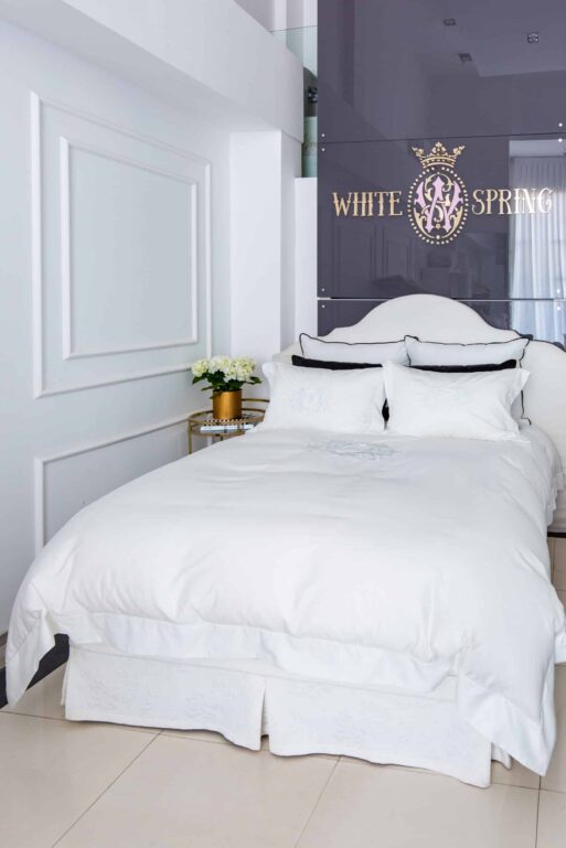 Luxury Bedding Set "White Barocco" - Image 4