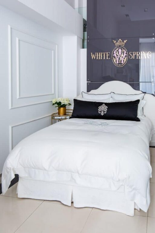 Luxury Bedding Set "White Barocco" - Image 5