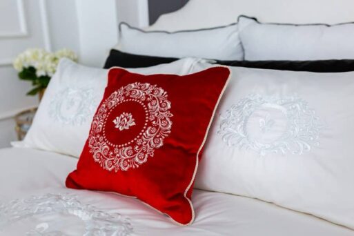 Decorative Pillow "Red"