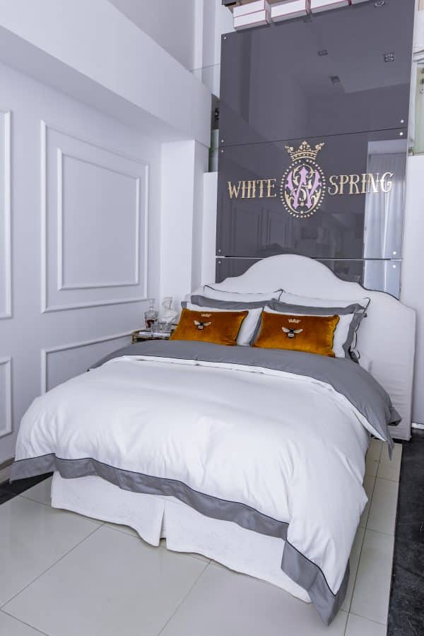 Luxury Bedding Set "Grey" - Image 4