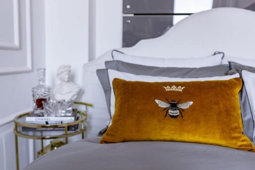 Decorative Pillow "Royal Bee" - Image 2