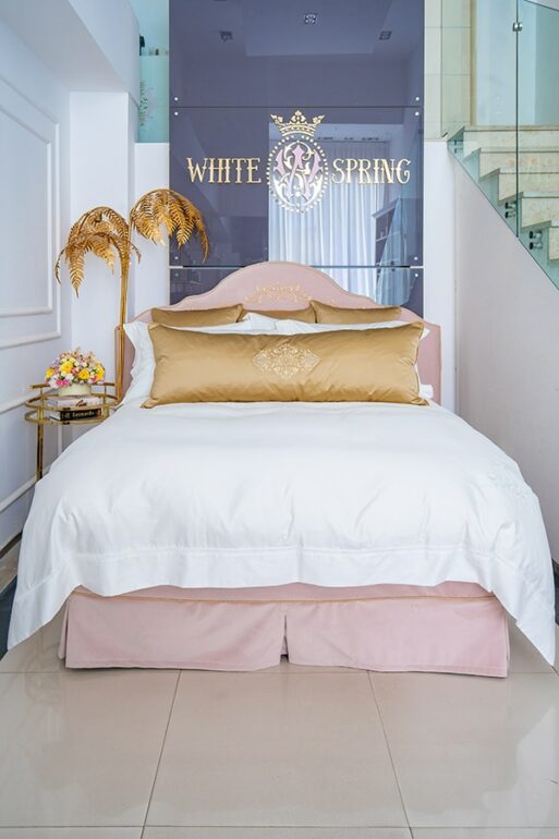 White Paradise Hemstitch Bedding Set - Image 2