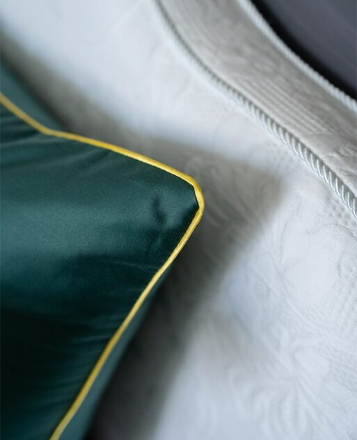 Oversize Pillowcase "Green Glow" - Image 2