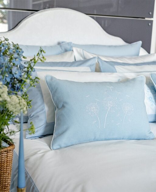 Decorative pillow "Dandelion"