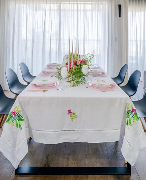 3 Tropical Elegance Hemstitch Linen Napkins - Image 6