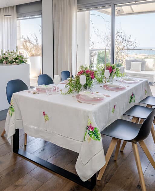 3 Tropical Elegance Hemstitch Linen Napkins - Image 7