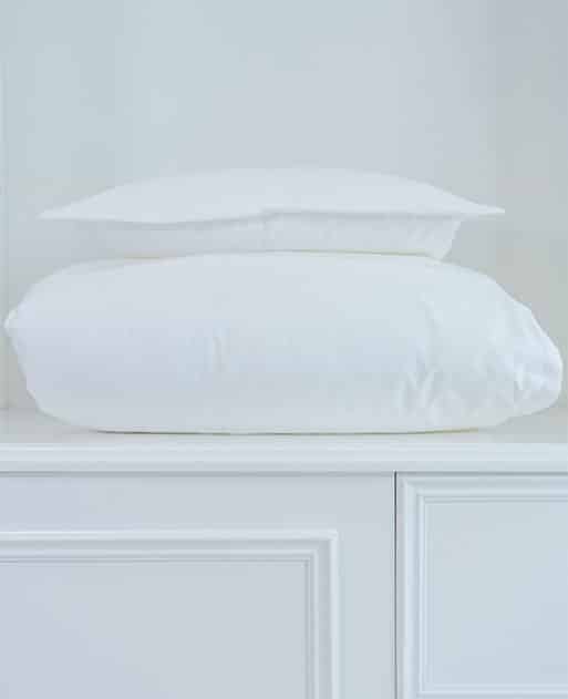 Toddler Basic Bedding Set "White" - Image 4