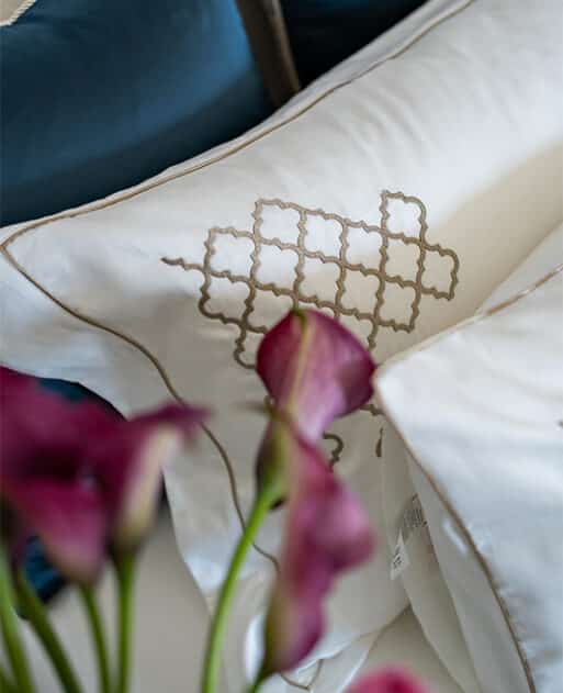 #luxurypillowcases #pillowcases #luxurybeddingset #beddingset #מצעים #ציפיות #ציפיתלכרית #כותנהמצרי #כותנהסאטן #מצעיםתלאביב