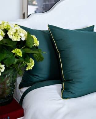 Frame Back Cushion – Emerald (80×60)